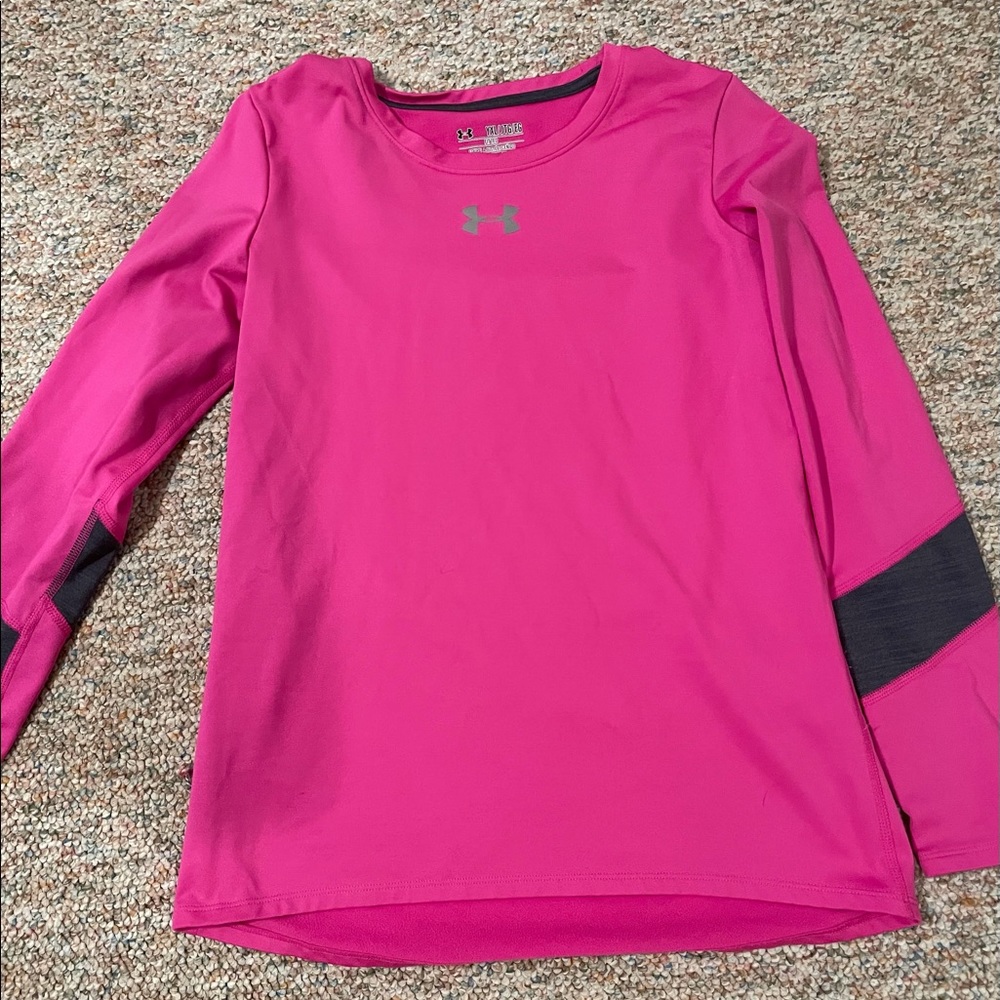 Youth XL long sleeved Under Armour